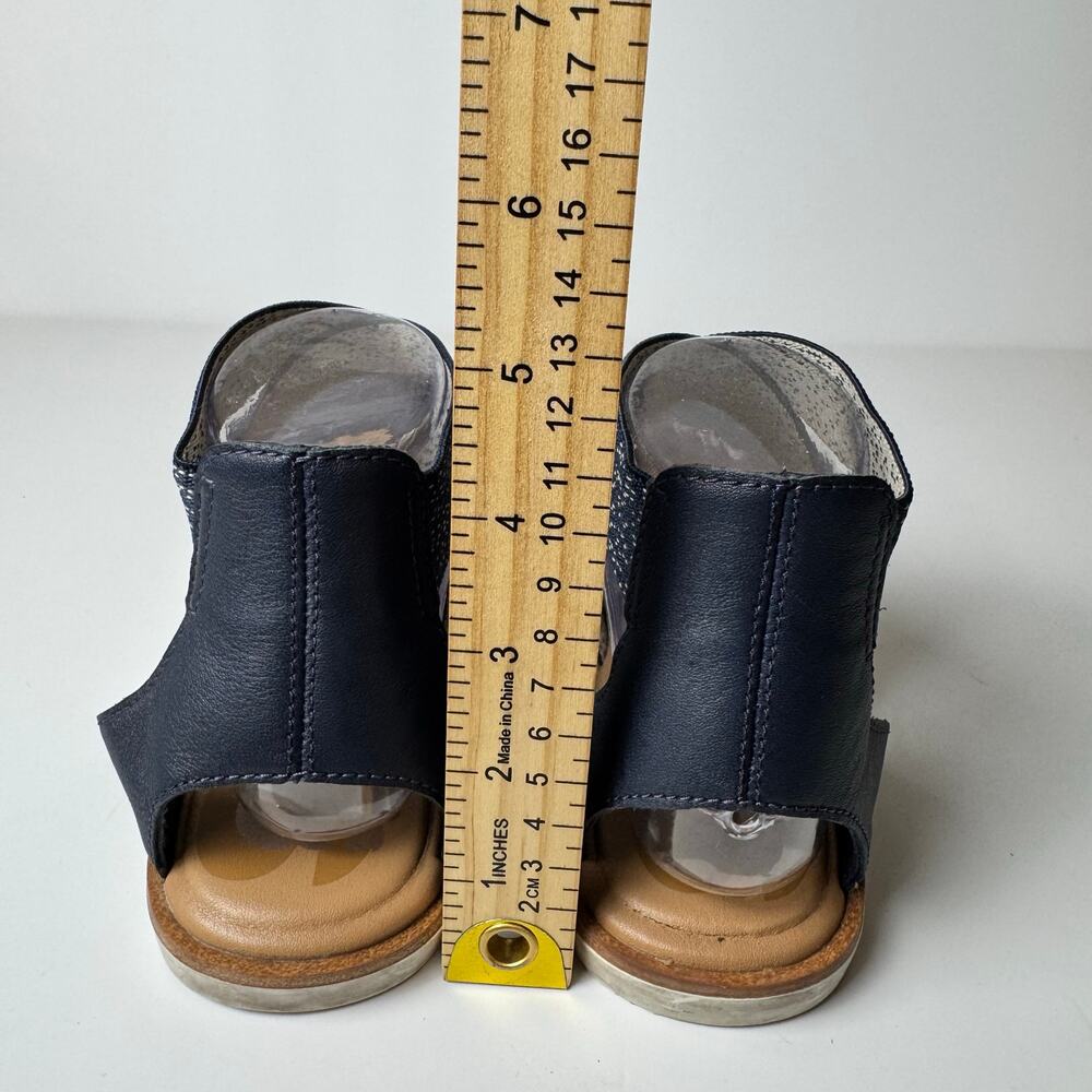 Sorel Women’s Navy Leather Ankle Strap Flat Sandal BeachCasual Summer Size 9.5 - Picture 4 of 7